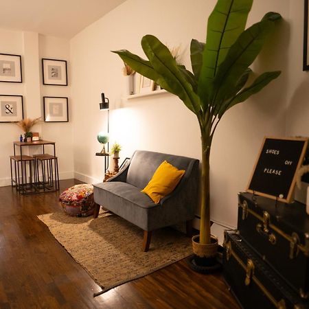 Private Room With Private Bathroom And Backyard New York Ngoại thất bức ảnh
